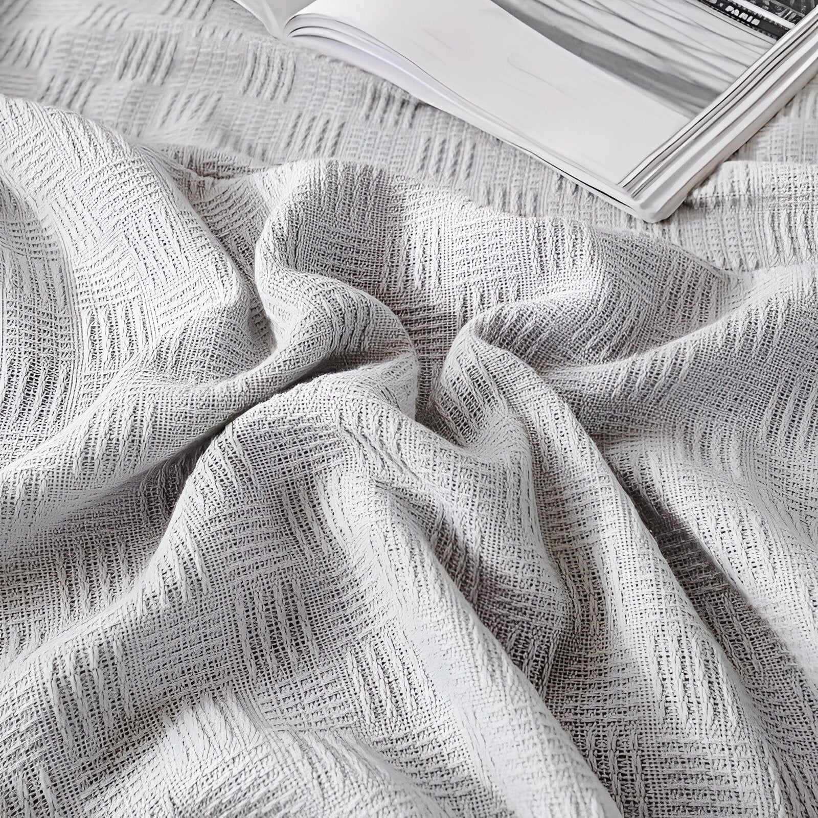 Atmungsaktive Baumwoll-Strickstruktur für ganzjährigen Komfort und ein ausgeglichenes Raumklima