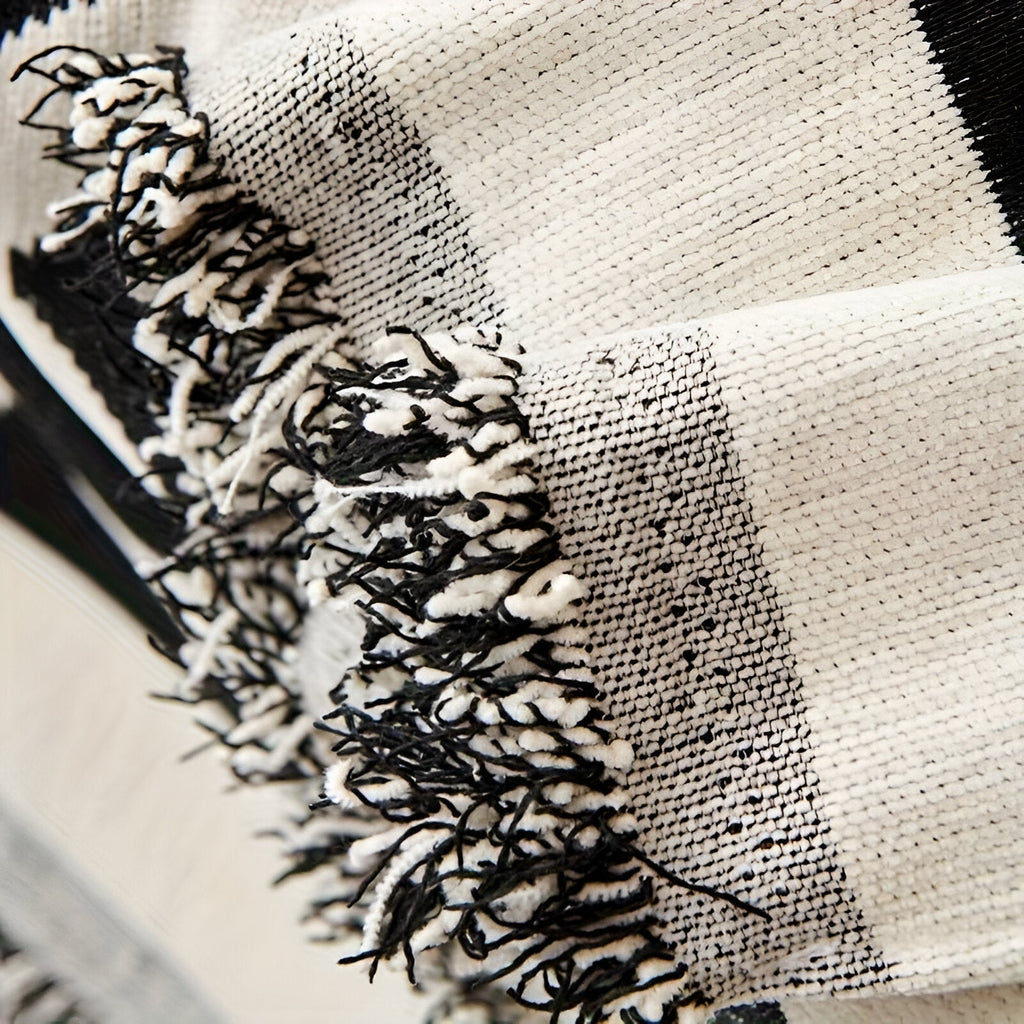 Edle Chenille-Struktur für ein luxuriöses Wohngefühl und eine weiche, elegante Optik