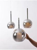 Moderne Glaskugel Hängeleuchte Mit Minimalistischem Design Und Hochwertigen Metallelementen Für Küche Und Esszimmer
