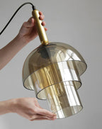 Luxuriöse Pendelleuchte Mit Drei Champagnerfarbenen Glasschirmen Im Art Deco Stil Für Wohnzimmer Und Esszimmer